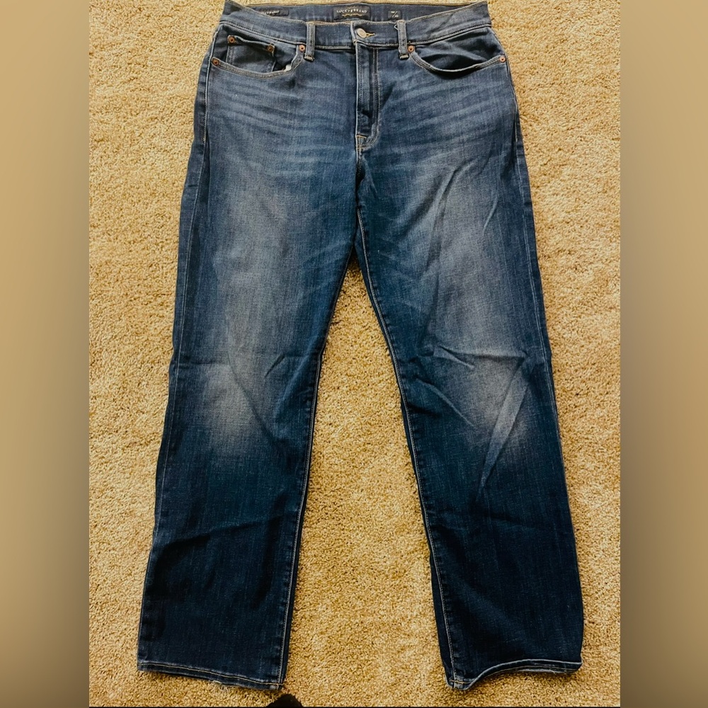 Lucky Band straight leg jeans (363), excellent condition, never worn. No Tags